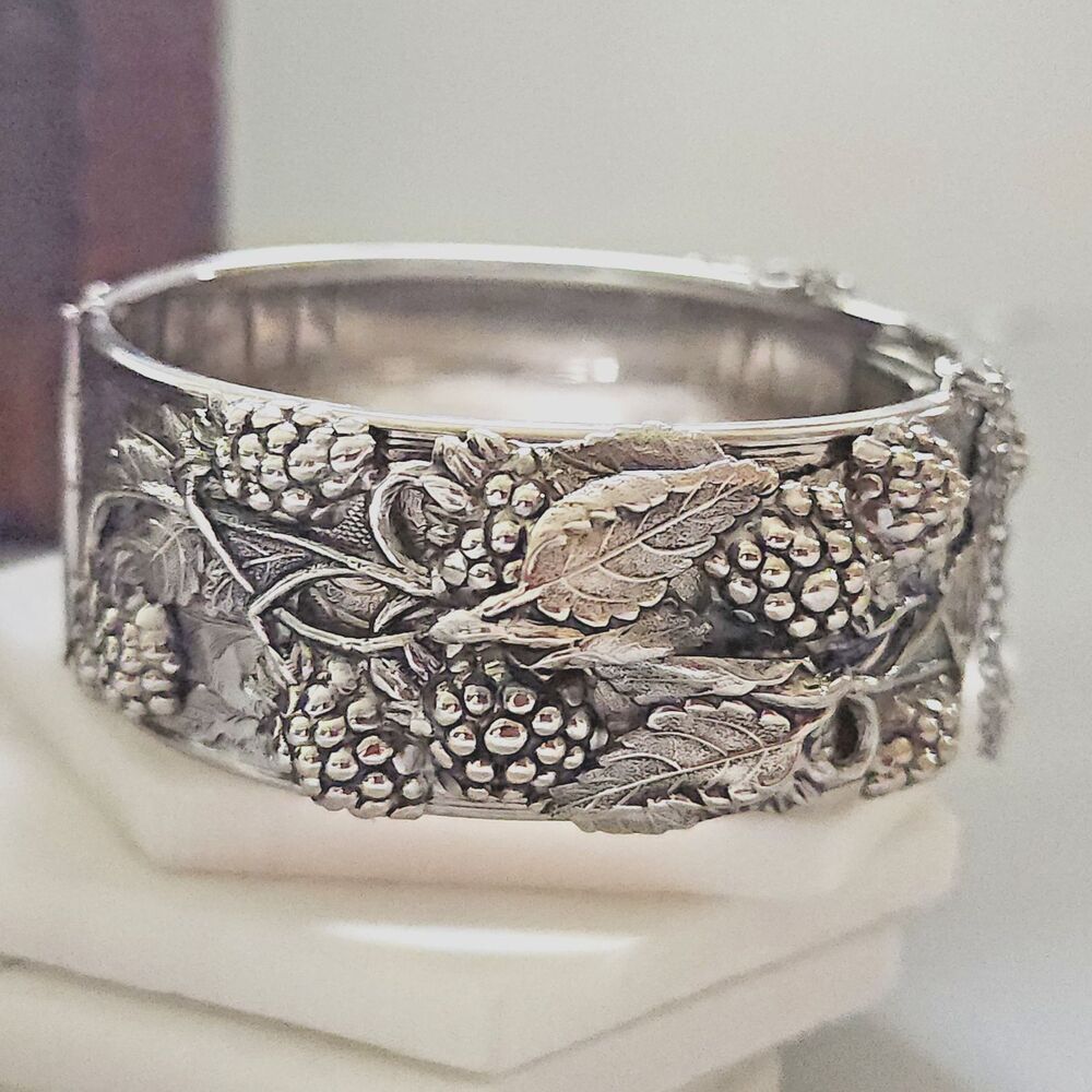 Vintage Silver Tone Berry Vine High Relief Hinged Cuff Bracelet Safety Chain